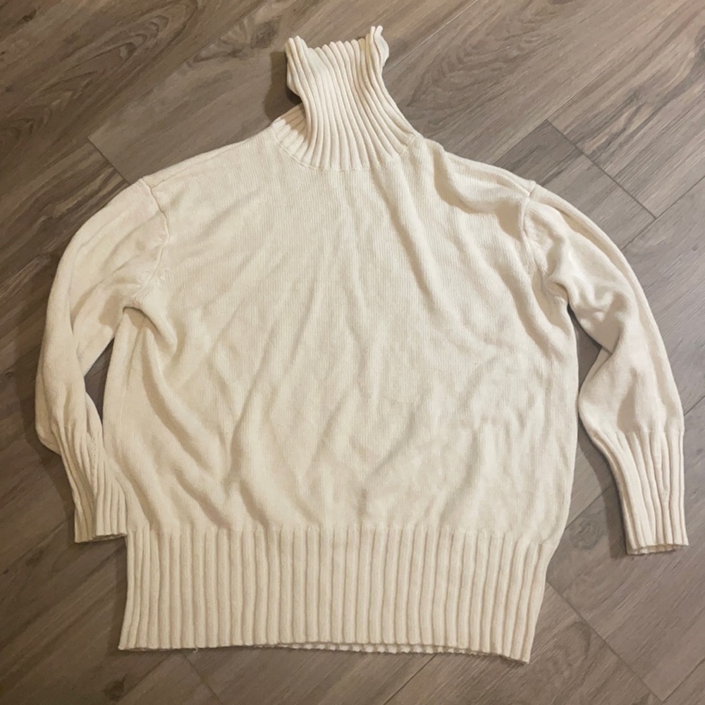 White/cream turtle neck sweater